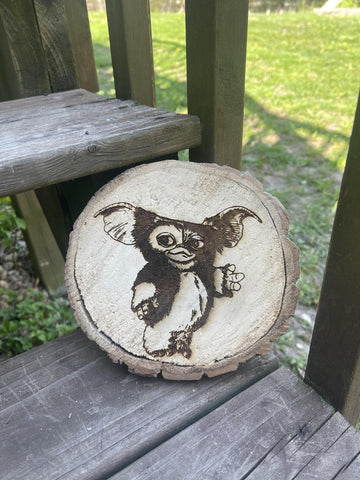HELLL-Gizmo Woodcut Round Plaque