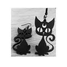 CUR-Luna Cat Earrings